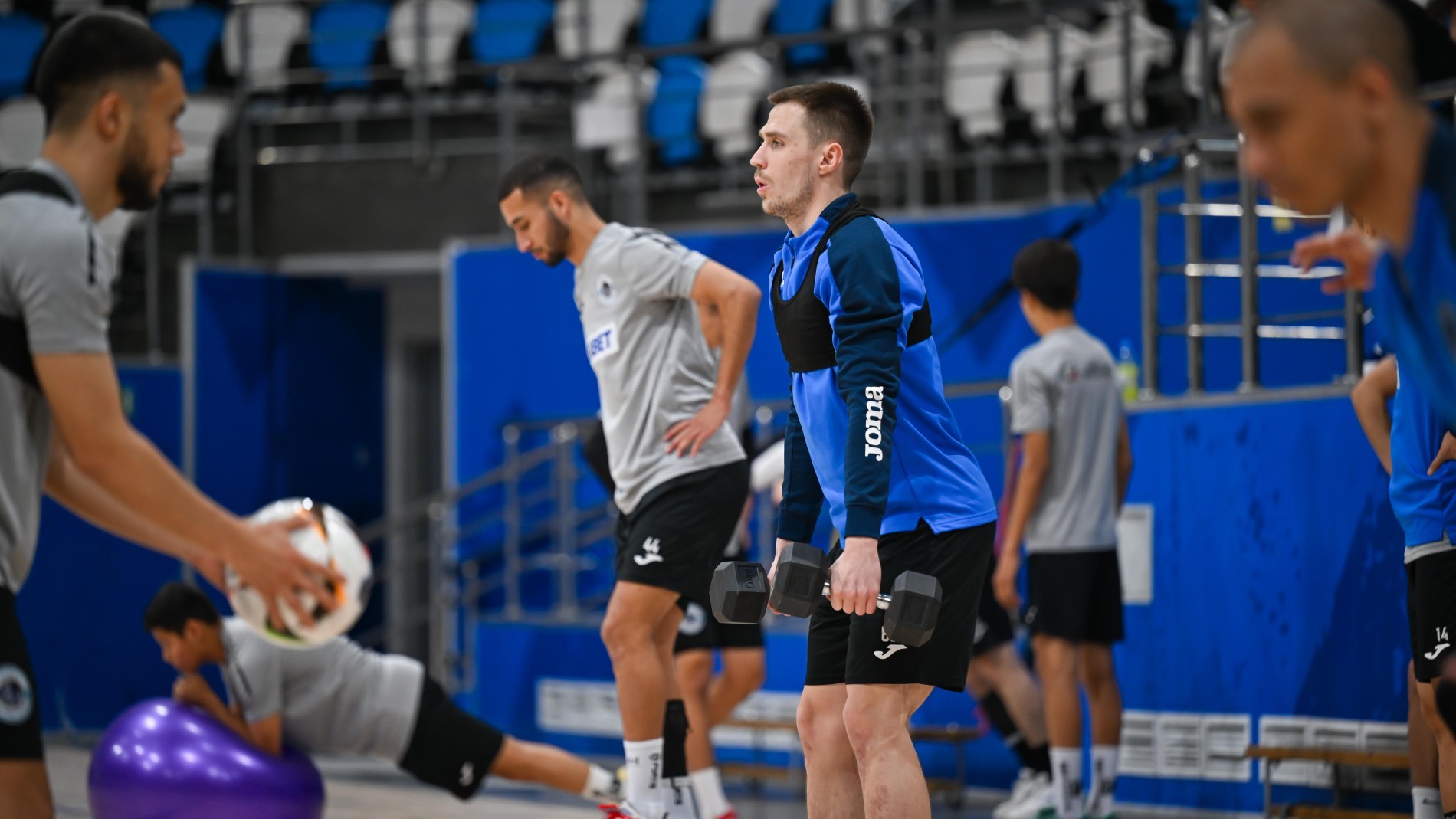Pre-match Training | Playoffs 2025  - фото 9