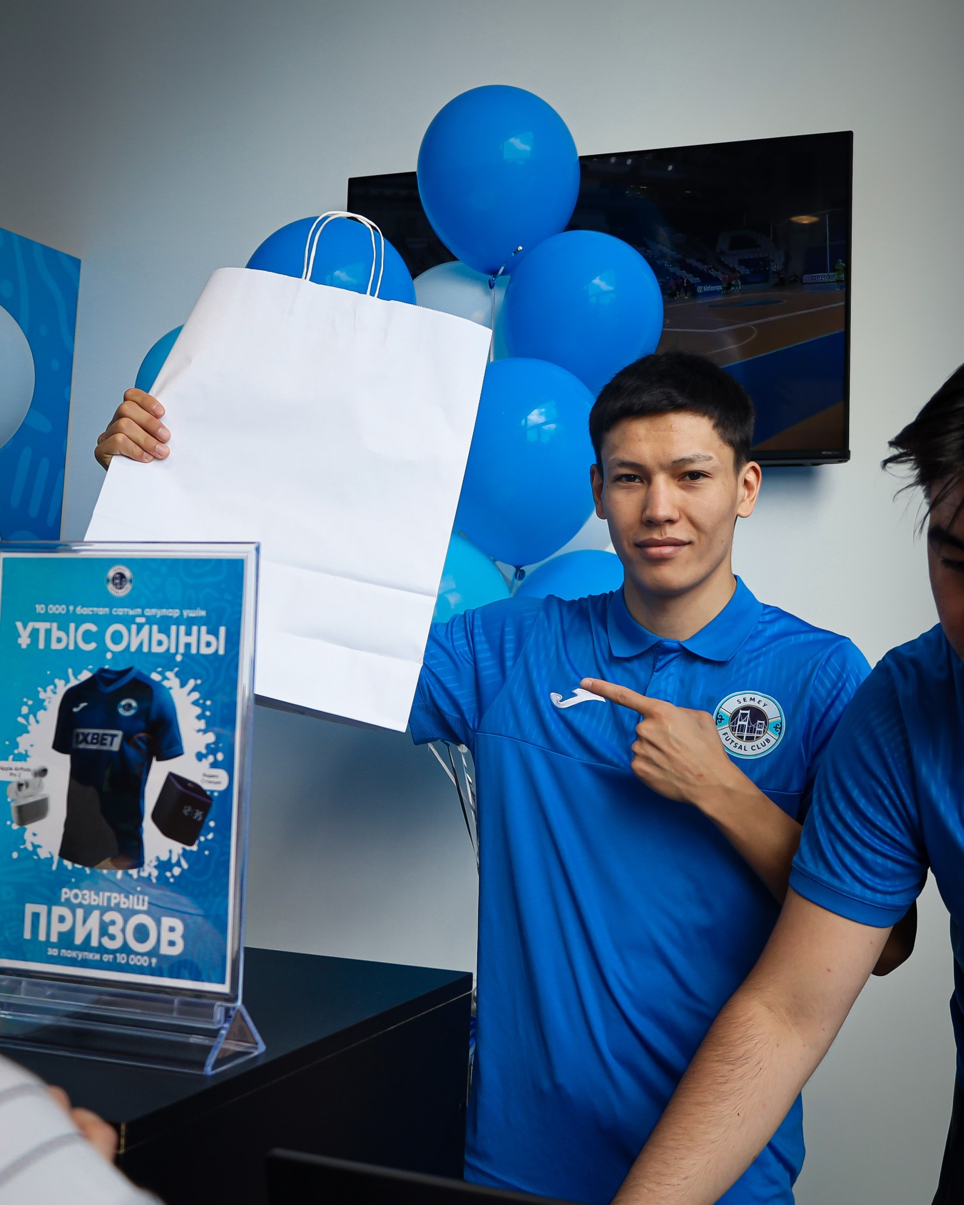 The official fan shop of &quot;Semey&quot; Futsal Club has opened  - фото 9